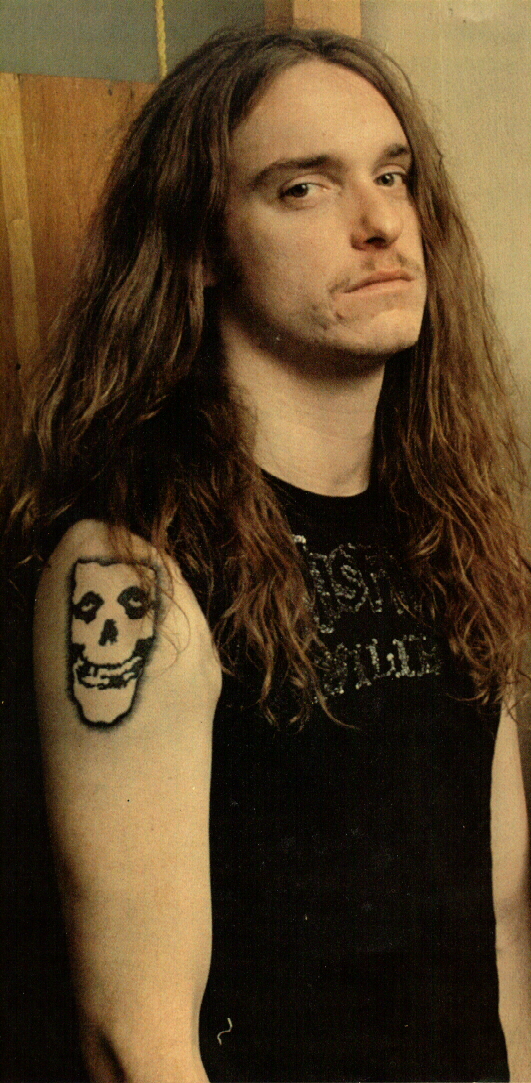 Metallica cliff burton. Клифф бертон фото. Ли бартон. Металлика с клиффом. Ли бартон.